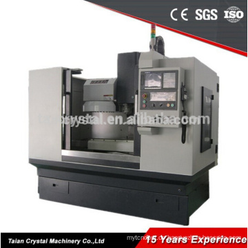 China Bearbeitungszentrum Preis / Mini Vertikale CNC Fräsmaschine für Form VMC7032